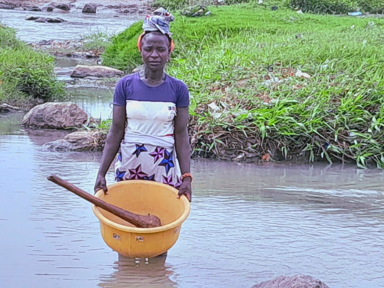 FCT Community Where Residents Drink From River With ‘Floating Bodies’