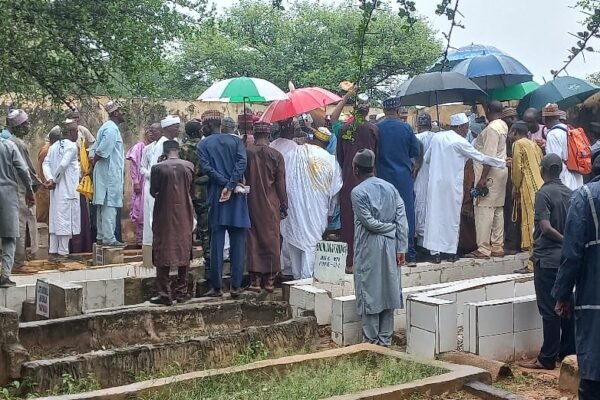 VP, Obi, Atiku, Others Attend Yar’Adua’s Mother’s Funeral