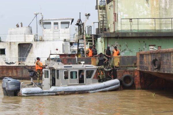EFCC Commences Investigation of Suspected Oil Thief, Barge, Trucks