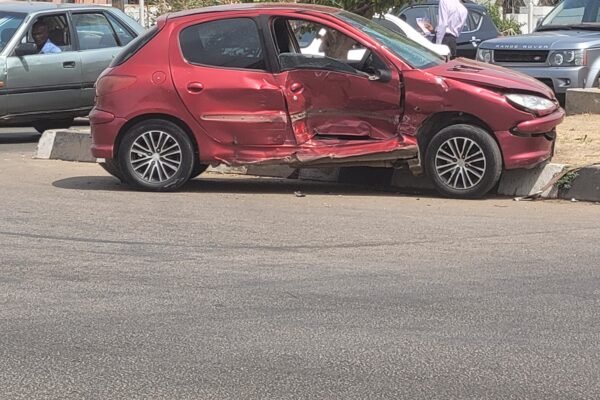 2 Cars Collide in Central Area Abuja as Driver Beats Traffic Lights