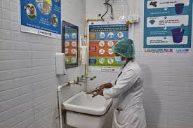A new WHO/UNICEF report warns that billions of patients worldwide still face unsafe care in facilities without water, sanitation, electricity, and waste management.