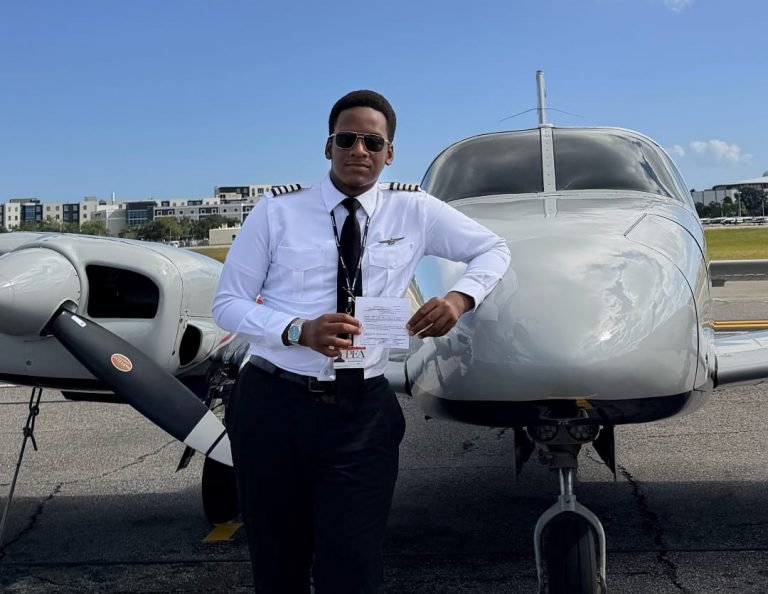 18-year-old Nigerian pilot Mohammed Aminu Sani after earning FAA licence