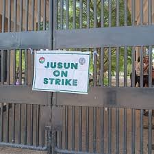 Closed Kaduna court entrance during JUSUN indefinite strike