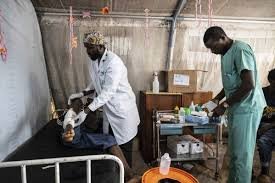 Congolese health worker in empty clinic amid drug shortage