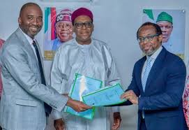 Officials signing MoU for vaccine and drug research collaboration