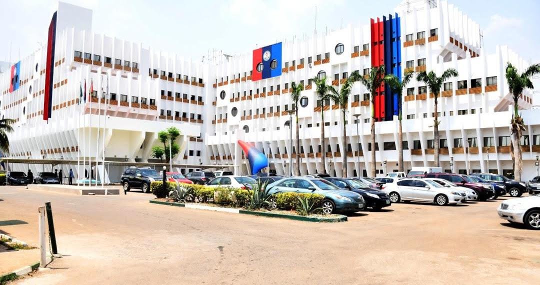 Security officers patrolling the Kabba–Lokoja highway after kidnap incident