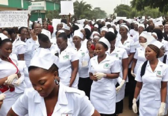 Nurses protesting outside Kaduna psychiatric hospital