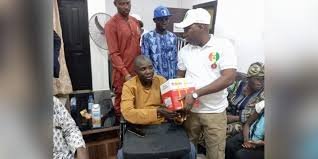Widows and veterans receive palliatives at Lagos Legion Day