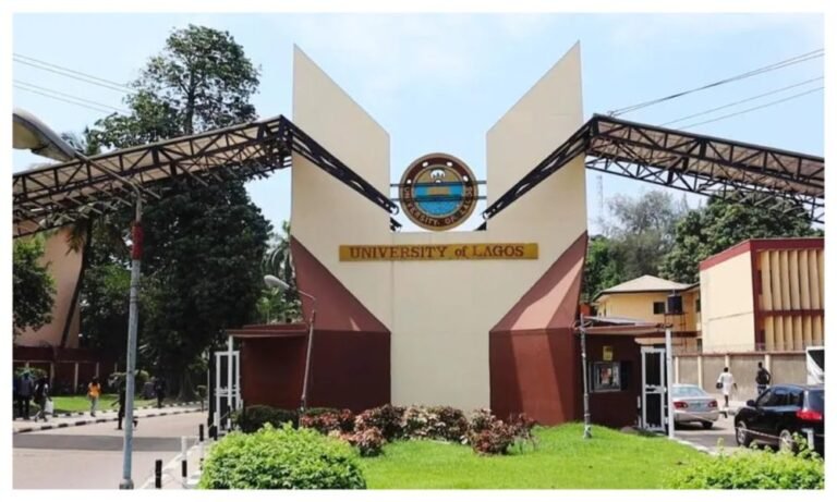 Main gate of the University of Lagos Akoka campus