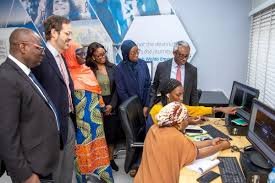 Nigerian doctors unveil immunotherapy trial for colorectal cancer patients