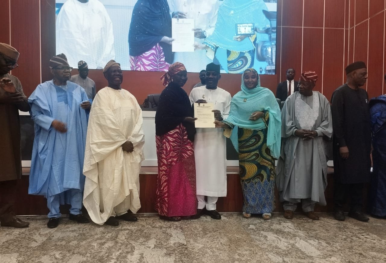 Nigeria education minister inaugurating board members in Abuja
