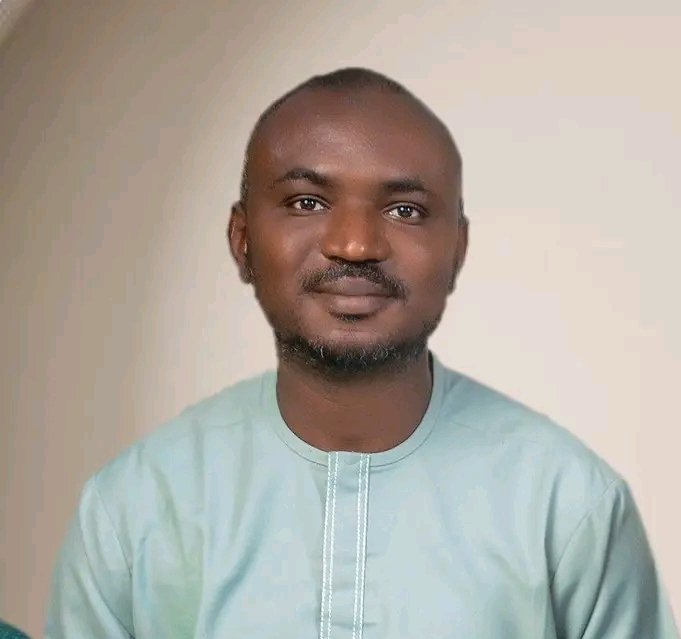 Kaduna resident Saidu Kamal recounting his near-fatal diabetes complication after excessive eating during Sallah celebrations.