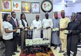 Officials of Swipha Pharma presenting anti-malaria drugs to Kano DMCSA