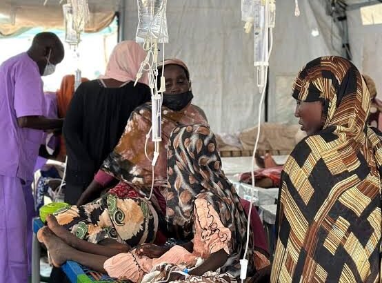 Health workers respond to the Sudan cholera outbreak in West Kordofan amid the ongoing conflict.