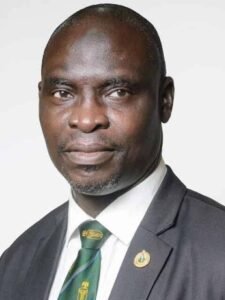 Professor Fatiu Arogundade delivers an inaugural lecture on kidney disease in Nigeria