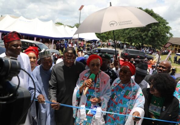 Remi Tinubu Commissions N1bn ICT Centre at UNICROSS to Boost Digital Learning