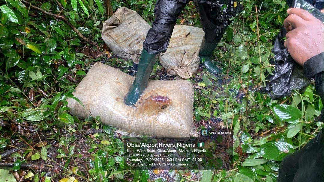 Nigerian Navy recovers suspected stolen crude oil in Rivers State
