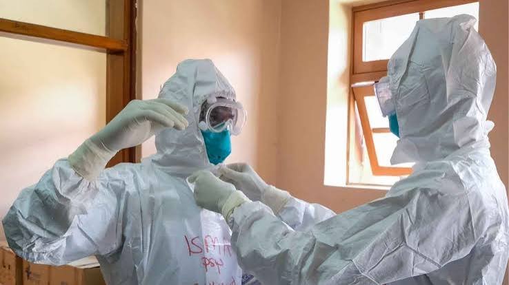 Ebola Prevention in Nigeria: Experts Urge Non-Contact Greetings