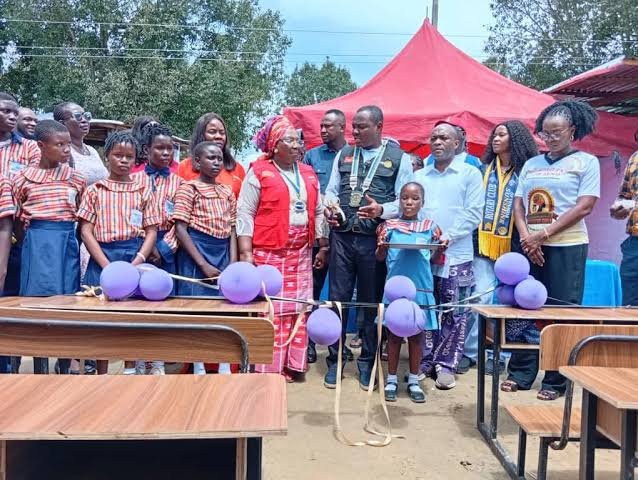 Rotary Club Donates 50 Chairs to Bayelsa School